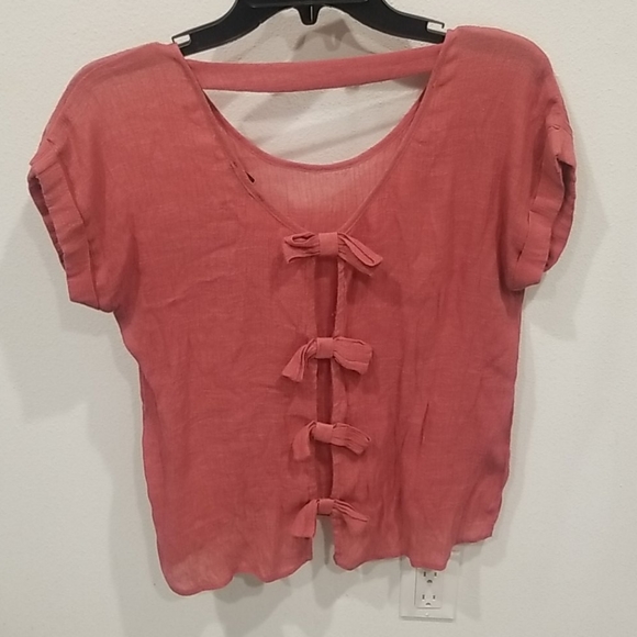 Top - Picture 2 of 2